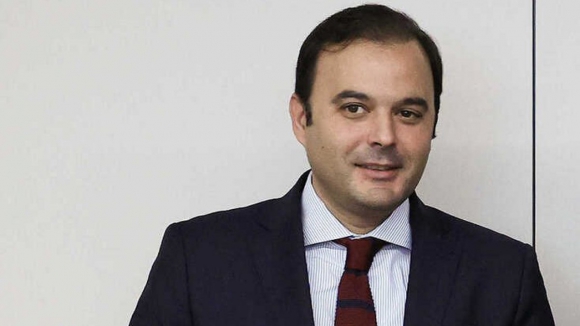 MP diz que Miguel Reis recebeu móveis e 60 mil euros de “luvas”