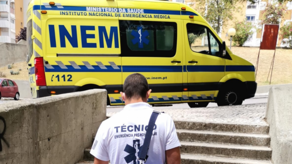 Idoso encontrado morto em piscina de lar em Vila Nova de Gaia