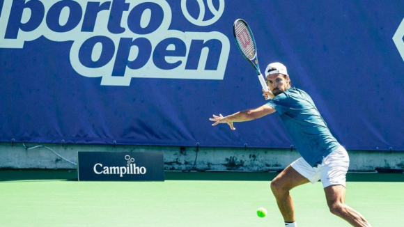 João Sousa perde frente a Luca Nardi na final do Porto Open
