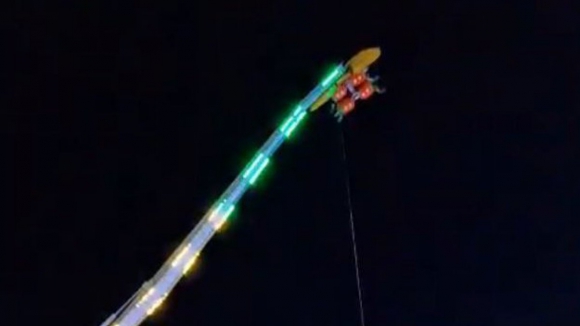 Pessoas ficam presas numa divers&atilde;o na Feira de S&atilde;o Mateus em Viseu