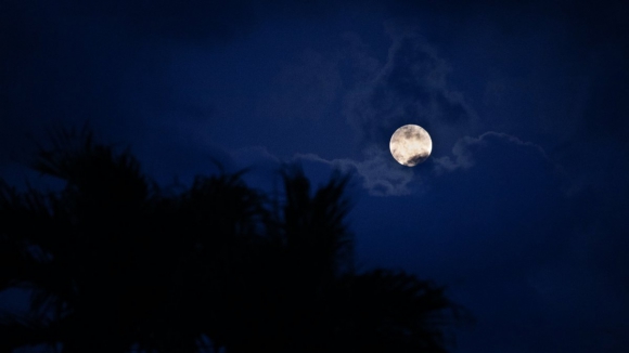 Superlua Azul chega aos céus de Portugal esta quarta-feira