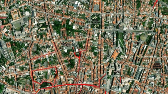 Corte de ruas na baixa do Porto condicionam trânsito