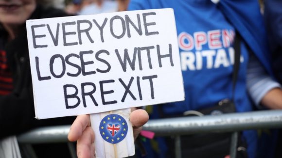 Brexit foi "um erro enorme". Milhares de britânicos manifestaram-se em Londres pela reintegração na União Europeia