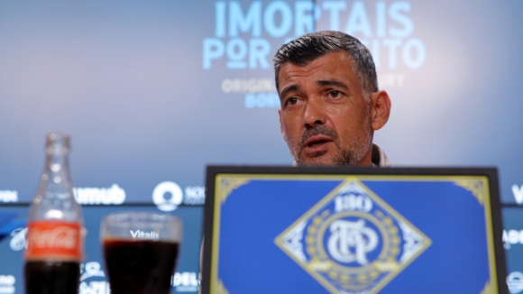 Sérgio Conceição quer “ganhar mais uma batalha” frente ao Benfica. Pepe em dúvida