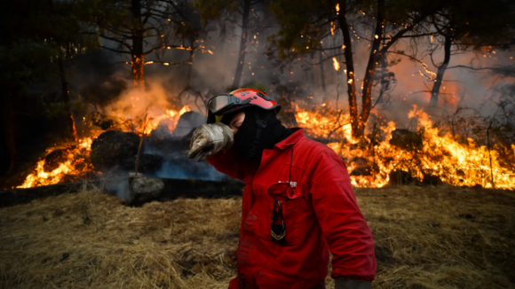 Proteção Civil reforça meios de combate a incêndios na primeira quinzena de outubro
