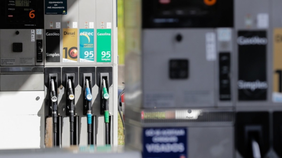 Afinal preço dos combustíveis manteve-se ou não? Confira os valores