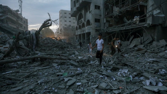 Israel. Novos balanços indicam mais de 430 mortos em ataque e retaliação