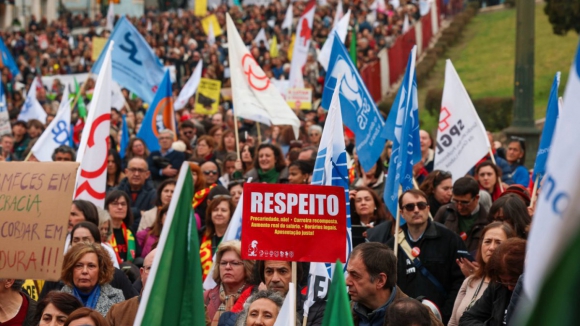 Fenprof adere à greve nacional de 27 de outubro