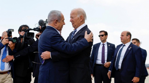 Joe Biden já chegou a Israel para reafirmar apoio dos Estados Unidos da América