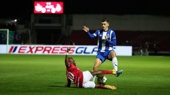 FC Porto: André Franco inaugura o marcador em Chaves 