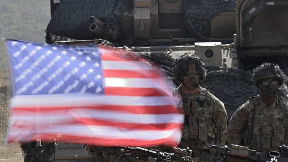 Estados Unidos mobilizam 900 militares para o Médio Oriente