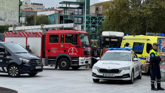 Serviços da Câmara do Porto "a funcionar normalmente" após ameaça de bomba na Trindade