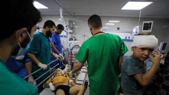 OMS reitera apelo a cessar-fogo após noite de escuridão e medo em hospitais de Gaza