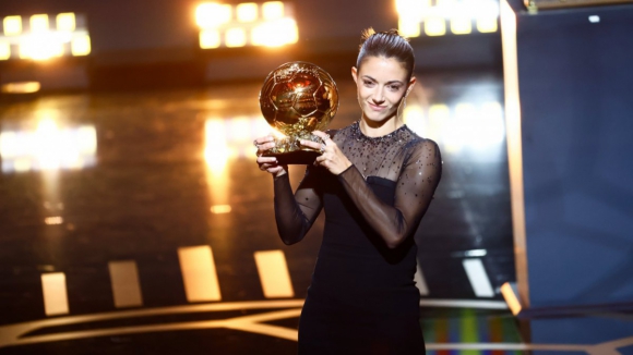 Aitana Bonmat&iacute; &eacute; a melhor jogadora do mundo em 2023