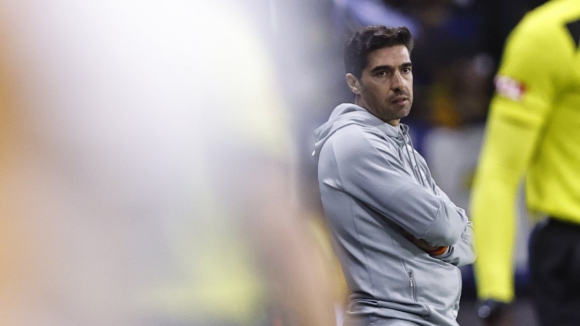 Palmeiras de Abel Ferreira isola-se no topo do Brasileir&atilde;o e fica &agrave; espera de Botafogo