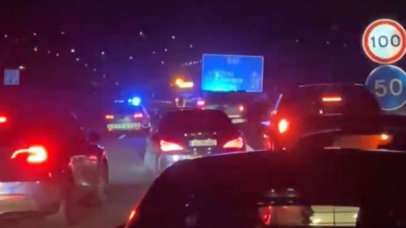 Idoso circulou em contram&atilde;o na A41, em Alfena, e acabou detido pela GNR&nbsp;