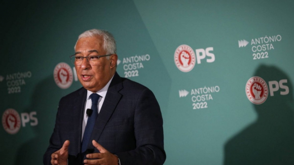 “Candidatos ao Partido Socialista dão 10-0 ao líder da oposição”, acredita António Costa