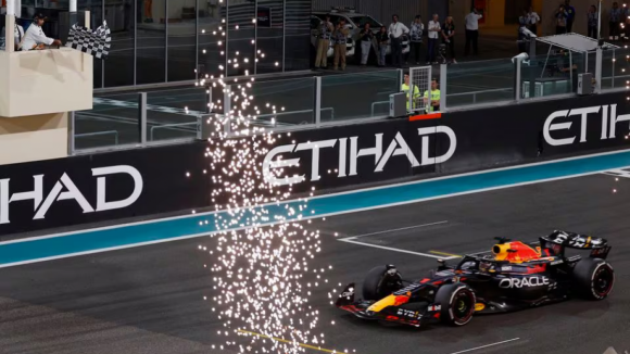 Grande Prémio Abu Dhabi: 19º vitória para Verstappen