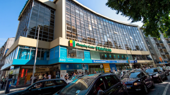 Há novo plano de recuperação da fachada do Shopping Brasília do Porto