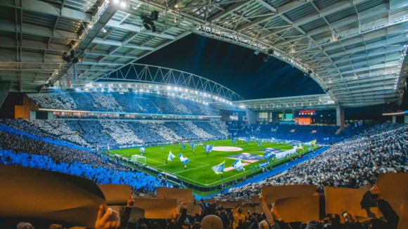 “Estádio fantástico com uma grande atmosfera”. Fabrizio Romano rendido ao FC Porto