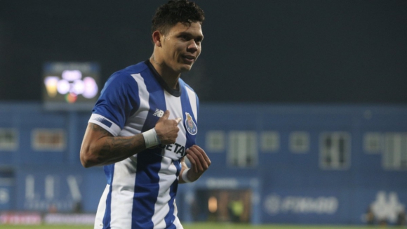 FC Porto: "Demos uma resposta fant&aacute;stica", destaca Evanilson