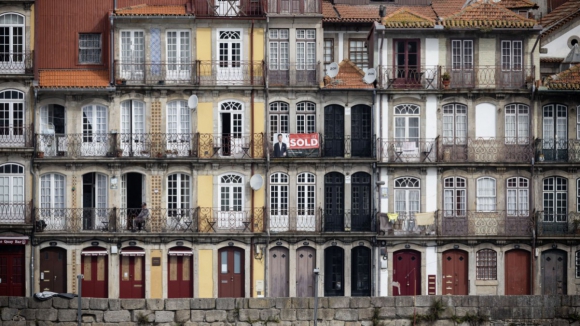Preço das casas recua 2,1% na zona euro mas Portugal continua em contraciclo