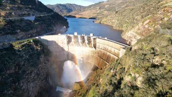 "Em princípio", há condições para cobrar IMI de 2020 sobre barragens, diz Governo