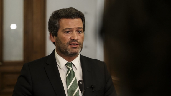 André Ventura reeleito presidente do Chega na convenção do partido