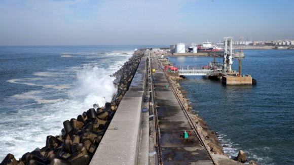 Porto de Leixões submete estudo para ampliar terminal de contentores a norte