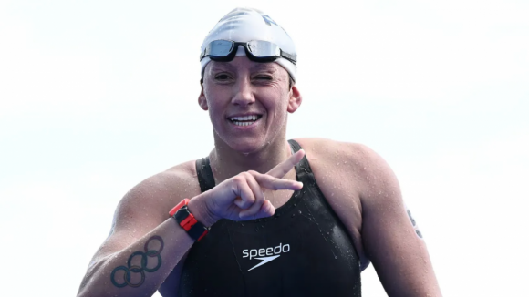 “Já íamos com alguma ambição da medalha”, afirma Angélica André momentos depois de fazer história na natação
