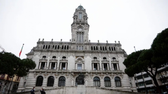Câmara do Porto quer anular adjudicação à Prestibel do concurso para vigilância