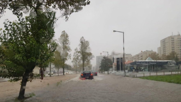 Porto entre as regiões mais afetadas durante alerta especial