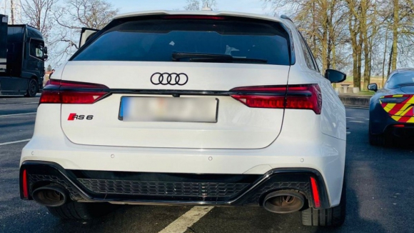Audi apanhado a quase 300 km/h em autoestrada