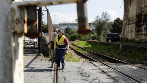 Aquisi&ccedil;&atilde;o de sistema de talonamento da Linha do Vouga sofre atraso