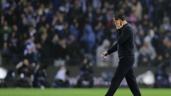 Roger Schmidt: “Claro que é um desastre perder 5-0 contra o FC Porto”