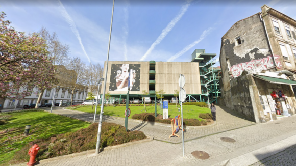 Parque de estacionamento da Trindade vai ser alvo de obras