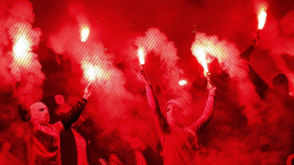 "O próximo és tu". Claque do Benfica filmou violação para intimidar rivais