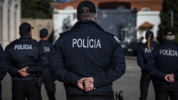 Prisão preventiva para três dos suspeitos de tráfico de droga detidos em bairros no Porto