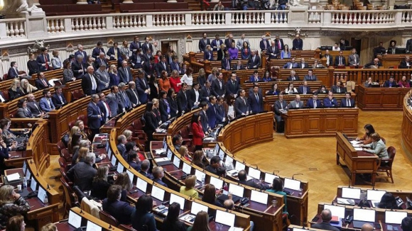 Deputados elegem todos os elementos da mesa do parlamento terça-feira