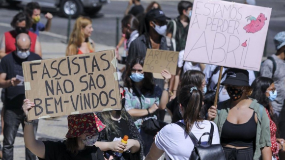 Manifestações anti-imigração e antifascista decorrem este sábado no Porto