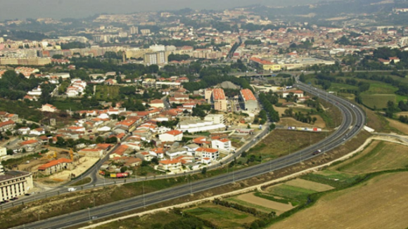 Mudanças no trânsito prometem alívio na mobilidade em Guimarães em pontos críticos