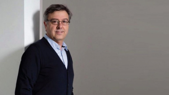 Apesar de eleito, diretor da Faculdade de Economia do Porto renunciou ao mandato de deputado