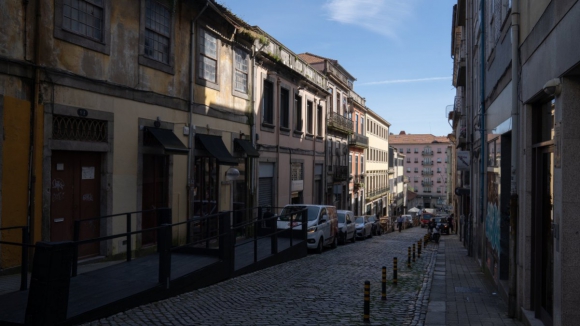 Do tempo das quatro patas à época das quatro rodas. A história da Rua da Picaria