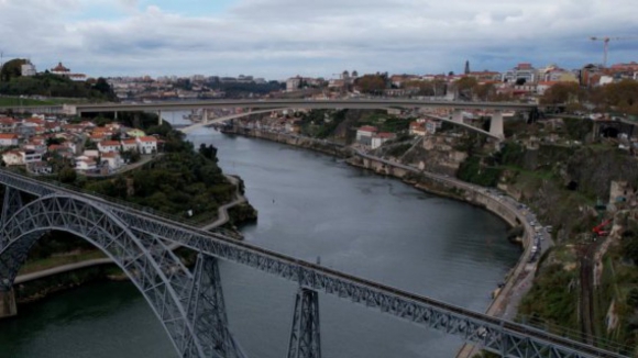 Assembleia Municipal do Porto rejeita proposta de “valorização e reutilização” da Ponte Maria Pia