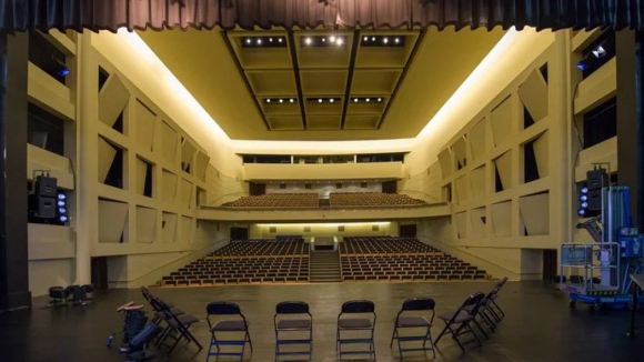 Trabalhadores denunciam "contratos prec&aacute;rios" em equipamentos culturais do Porto