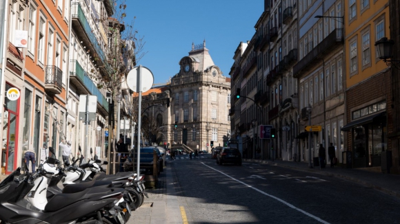 Obras do metro criam novos condicionamentos ao trânsito na Baixa do Porto