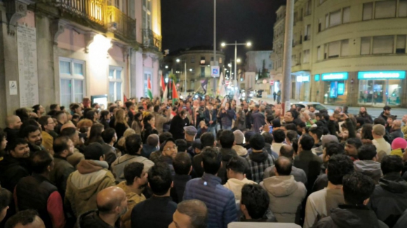 SOS Racismo junta centenas no Porto para rejeitar "associação entre a criminalidade e a imigração”