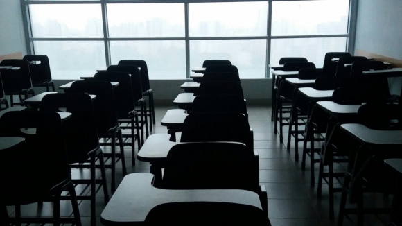 Várias escolas fecham portas de Norte a Sul do país em dia de greve da Função Pública