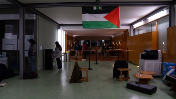 Estudantes pró-Palestina apelam à mobilização de toda a Academia do Porto