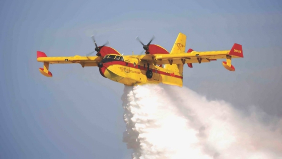 Dispositivo de combate a inc&ecirc;ndios refor&ccedil;ado pela segunda vez este ano